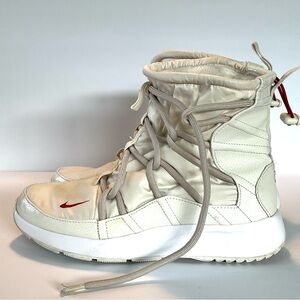 Nike Tanjun High Rise Women's Boots Phantom Red Sand Sz 8 AO0355-005